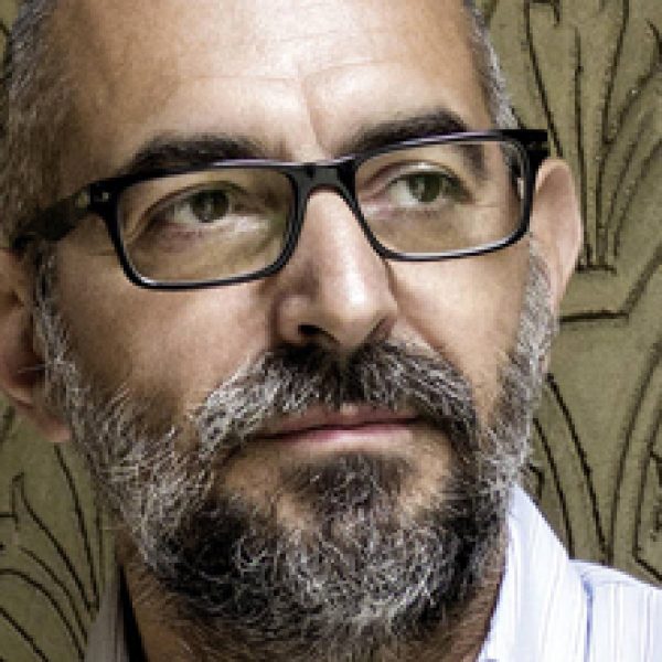 Ferruccio Laviani, diseñador de los escritorios Euclideo y Cartesiano para i4Mariani