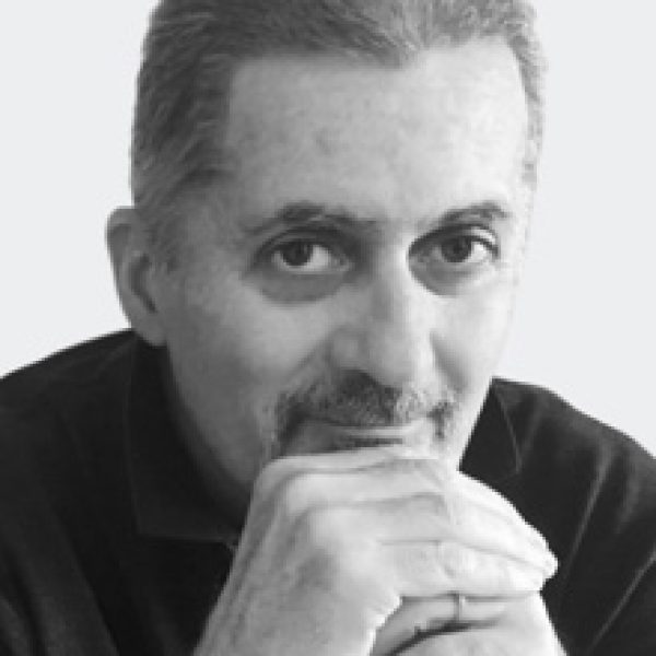 El disenador industrial Giovanni Baccolini fundador del Studio Omega Bolonia