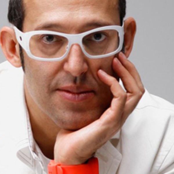 Karim Rashid, diseñador de residencias en Miami y de la mesa Zero
