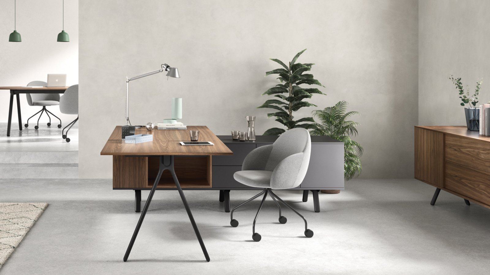 Escritorios de diseño Lay de Archiutti con tablero conformado en un coworking