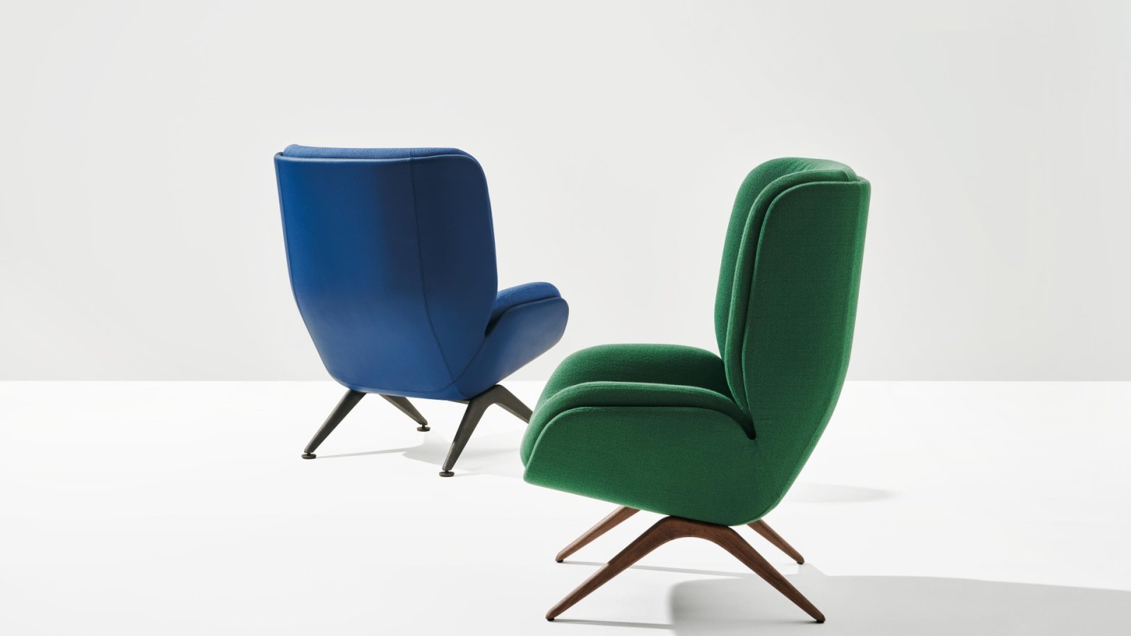 Sillones de sala de espera Lepal de Arper en la recepción