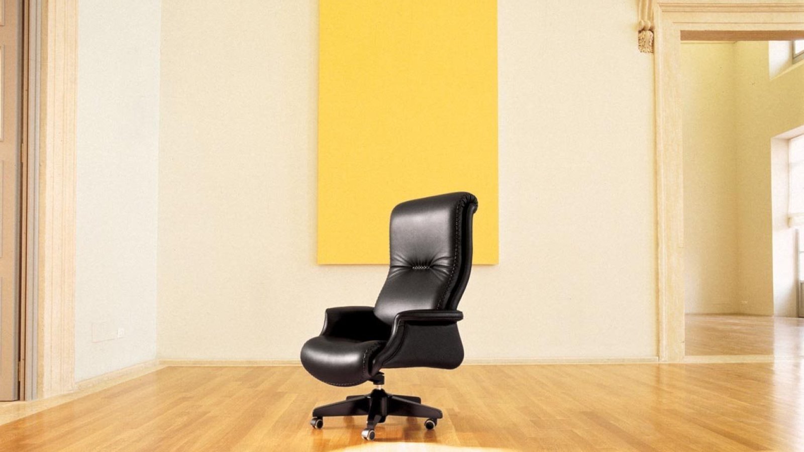 Silla de dirección G7 de Mascheroni con respaldo alto en piel natural