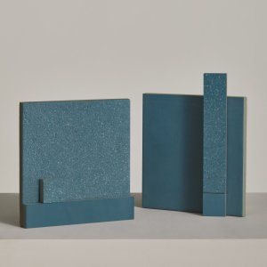 Rough y Smooth del mismo color combinados en la colección Time