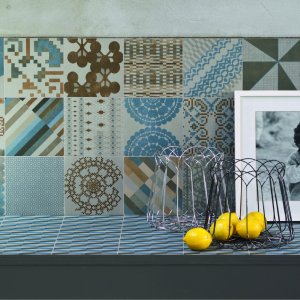 Rodapié Azulej 4,7x20 de gres porcelánico