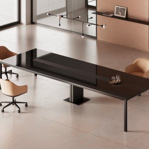 Archiutti Fattore Alpha, mesa baja de 42 cm frente al escritorio