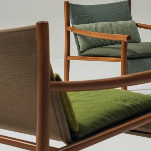 Sala de espera amueblada con asientos Kata