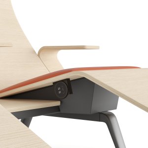Módulo de asiento Pausit en laminado tono roble visto