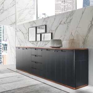 Mesa de reuniones rectangular con tablero de cuero