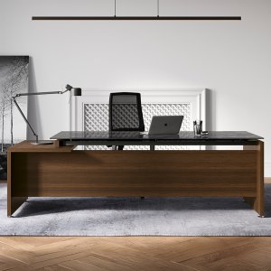 Escritorio GO STEEL sobre soportes tubulares 120×40 mm