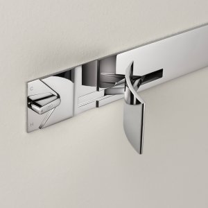 Mandos de la columna de ducha Cut Plus de cerca