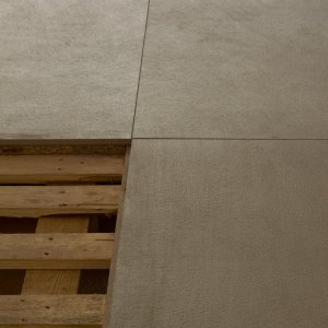 Rodapié coordinado Déchirer de Mutina