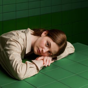 Baño revestido con Din de Konstantin Grcic