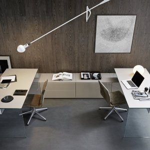 Mesa de despacho Air Desk, diseño Pinuccio Borgonovo