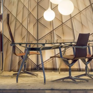 Kuna Chair en cuero marrón oscuro