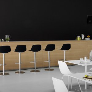 Asiento de contrachapado curvado en 3D del Miunn