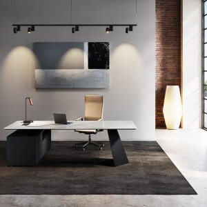 Detalle del sobre cerámico Nero Desirè en la mesa de dirección Monolith
