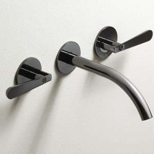 Grupo de ducha termostático Lutezia de Cea Design con teleducha y flexible gris seda