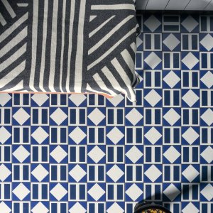 Gráfico Point dibujado a mano por Nathalie Du Pasquier para Mutina
