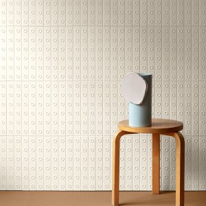 Punto Up Glossy Gris, listelo brillante gris con punto en relieve