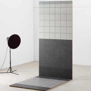 Patrón Mesh White de Tape Mutina sobre base blanca