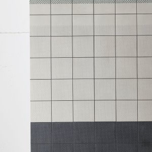 Patrón Cobble White de Tape Mutina sobre base blanca