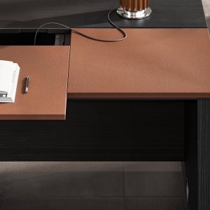 Mesa de reunión cuadrada Ono Panel en nogal con estructura central negro terciopelo