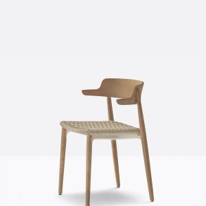 Asiento y respaldo de la Nemea en contrachapado