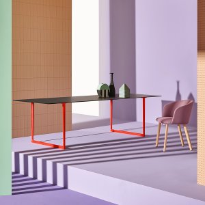 Toa de exterior en una terraza con sobre de laminado para intemperie