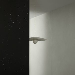 Muestra de gres Primavera Nero con lascas claras
