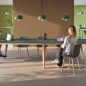 Mesa de reunión trapezoidal Pigreco con flip-top