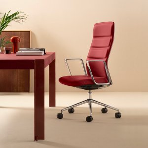 Respaldo tapizado por detrás del sillón That’s it Executive de Quinti