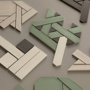 Bano con mosaico Weaving en tono Grey