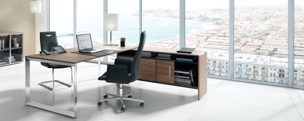 Escritorio con ala y credenza